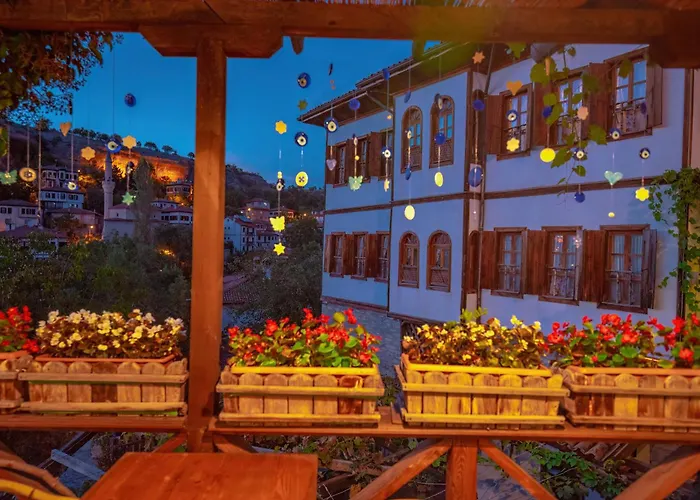 Cesmeli Konak Garden